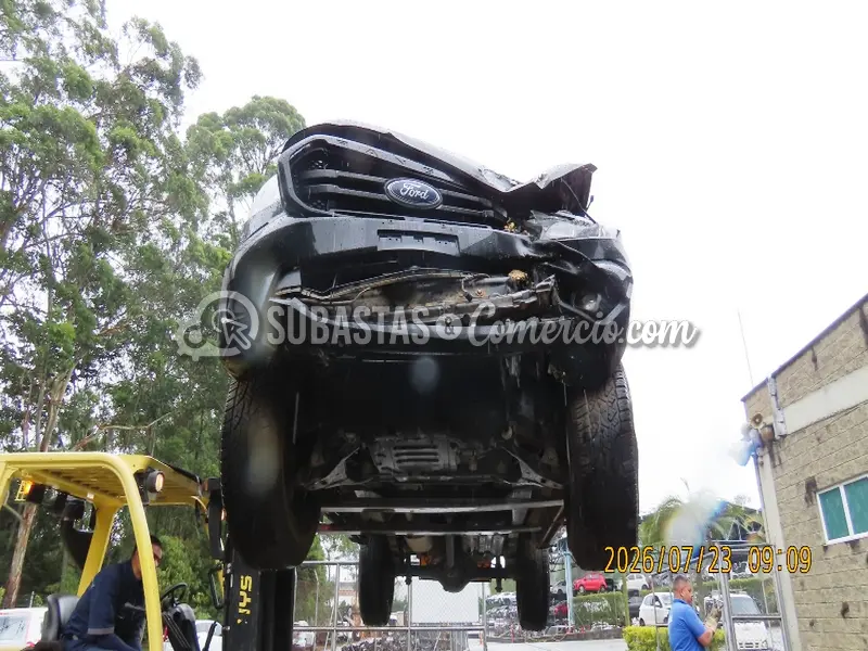 Salvamento Ford Ranger ltd black - 2023 - 112 - Guarne — imagen 3 de 8