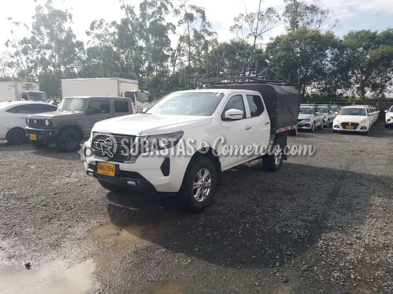 Nissan Frontier 2.3l t.diesel dc se mt 4x4 dh aa chasis - 2024 - 096 - — imagen 4 de 8