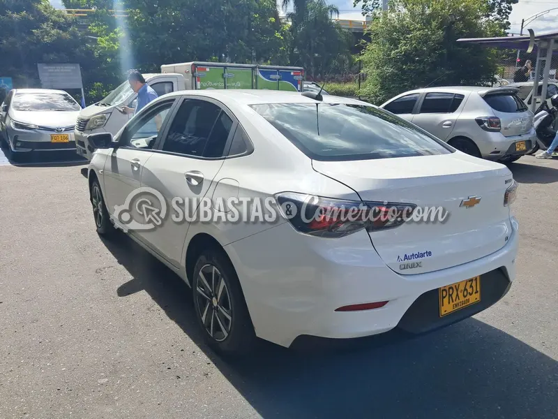 Chevrolet Onix nb lt turbo at - 2026 - 631 - Medellín — imagen 6 de 8