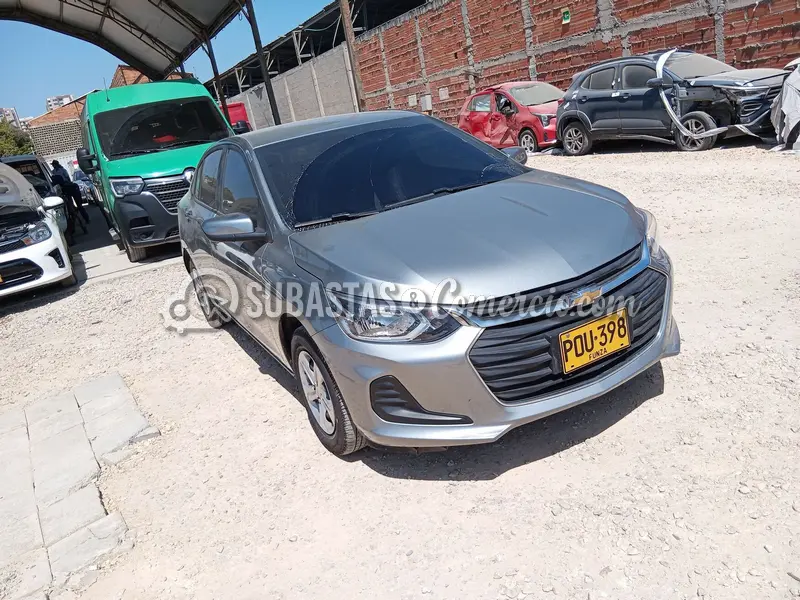 Chevrolet Onix nb lt turbo at - 2025 - 398 - Barranquilla — imagen 2 de 8