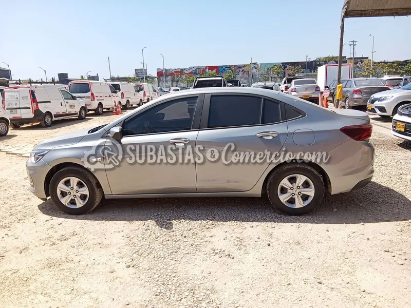 Chevrolet Onix nb lt turbo at - 2025 - 398 - Barranquilla — imagen 5 de 8