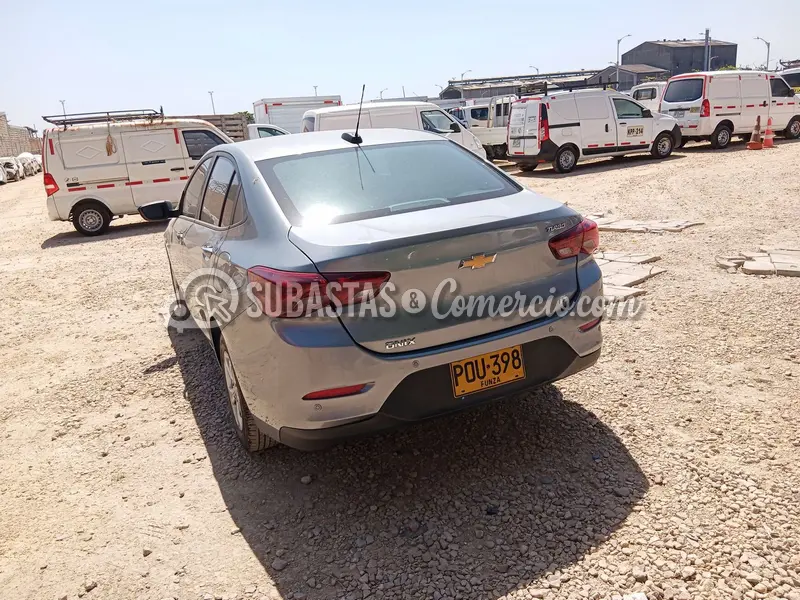 Chevrolet Onix nb lt turbo at - 2025 - 398 - Barranquilla — imagen 6 de 8
