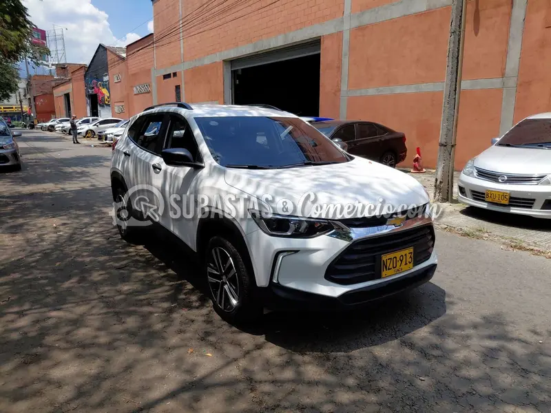 Chevrolet Tracker turbo ls at - 2025 - 913 - Caldas — imagen 2 de 8