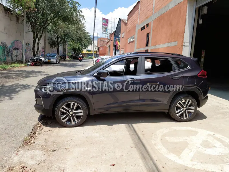 Chevrolet Tracker turbo ls at - 2025 - 280 - Caldas — imagen 5 de 8