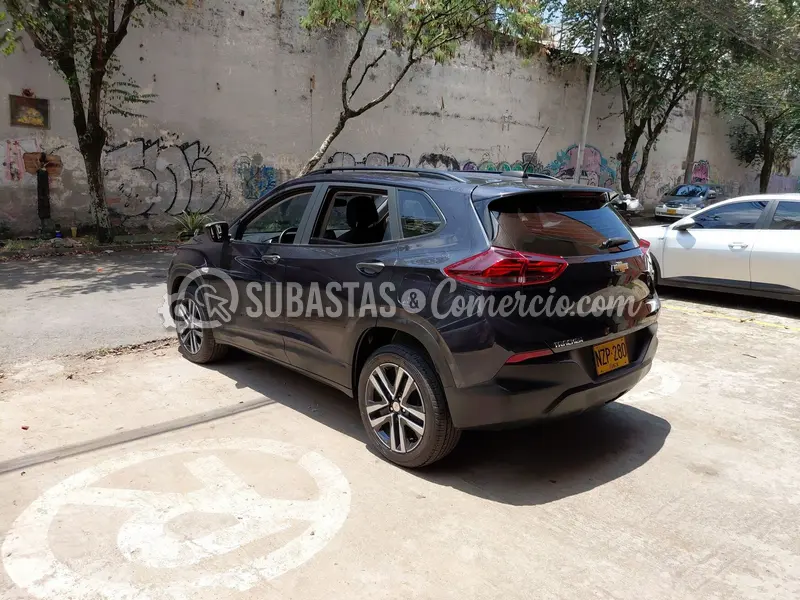 Chevrolet Tracker turbo ls at - 2025 - 280 - Caldas — imagen 6 de 8