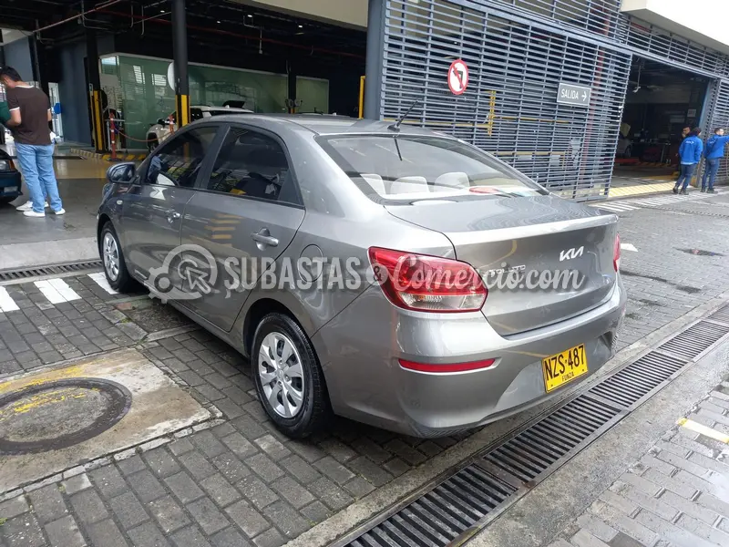 Kia Soluto emotion mt - 2026 - 487 - Bogotá — imagen 6 de 8