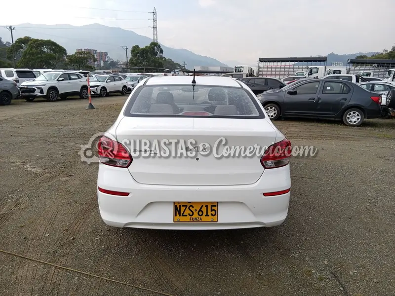 Kia Soluto emotion mt - 2026 - 615 - Caldas — imagen 7 de 8