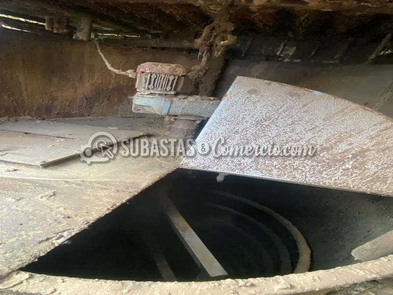 Tanque de mezcla y proceso termico con agitador en acero al carbon en — imagen 3 de 3