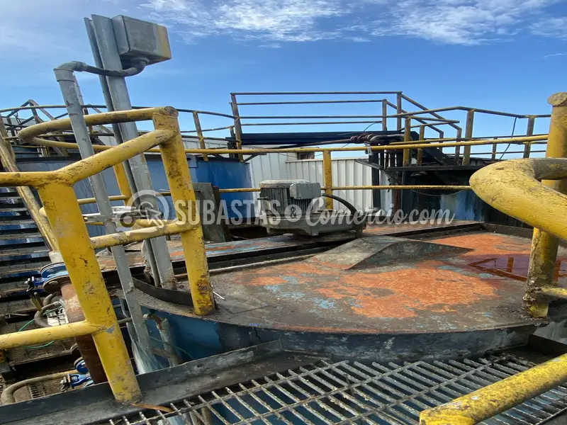 Tanque de mezcla y proceso termico con agitador en acero al carbon en — imagen 4 de 4