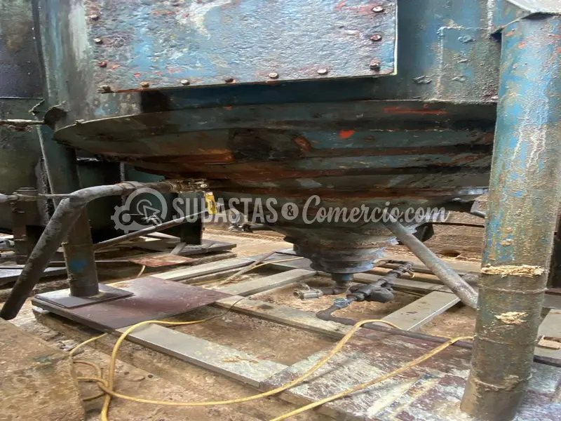 Tanque vertical de proceso termico con serpentin de calentamiento en a — imagen 2 de 3