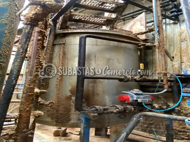 Tanque de mezcla y proceso termico con agitador en acero al carbon en