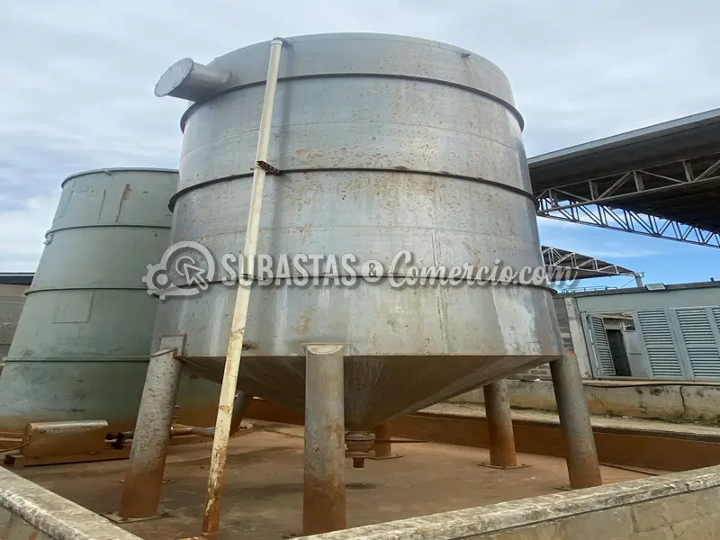 Tanque de almacenamiento en acero inoxidable en Barranquilla — imagen 2 de 3