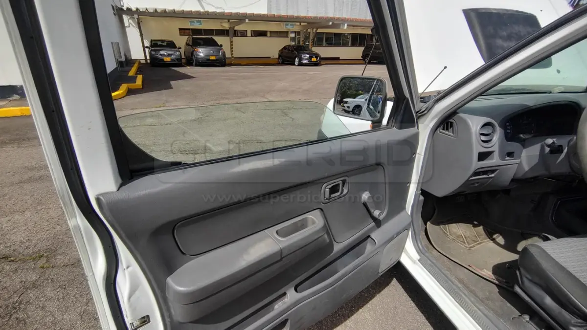 NISSAN D22/NP300, 2488 CC, MOD. 2012, PLACA: KEX383 Ubic.: CHIA — imagen 5 de 8
