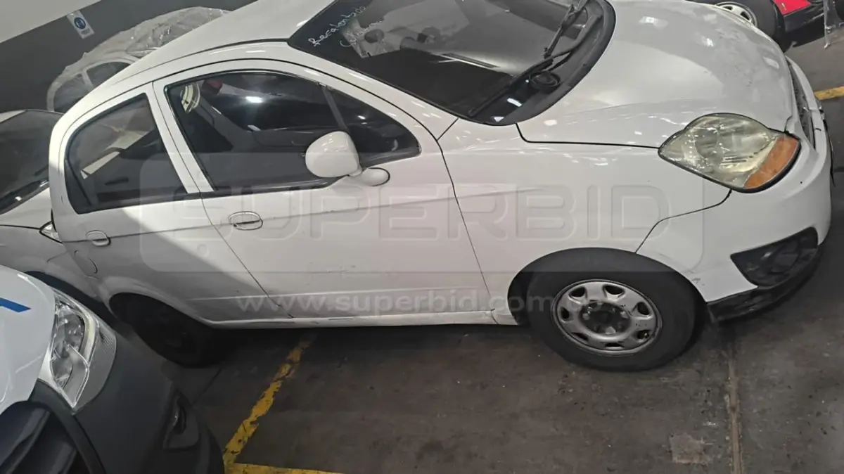 CHEVROLET SPARK MT 995 CC, MOD. 2016, PLACA: ISS932 Ubic.: Medellin — imagen 5 de 5