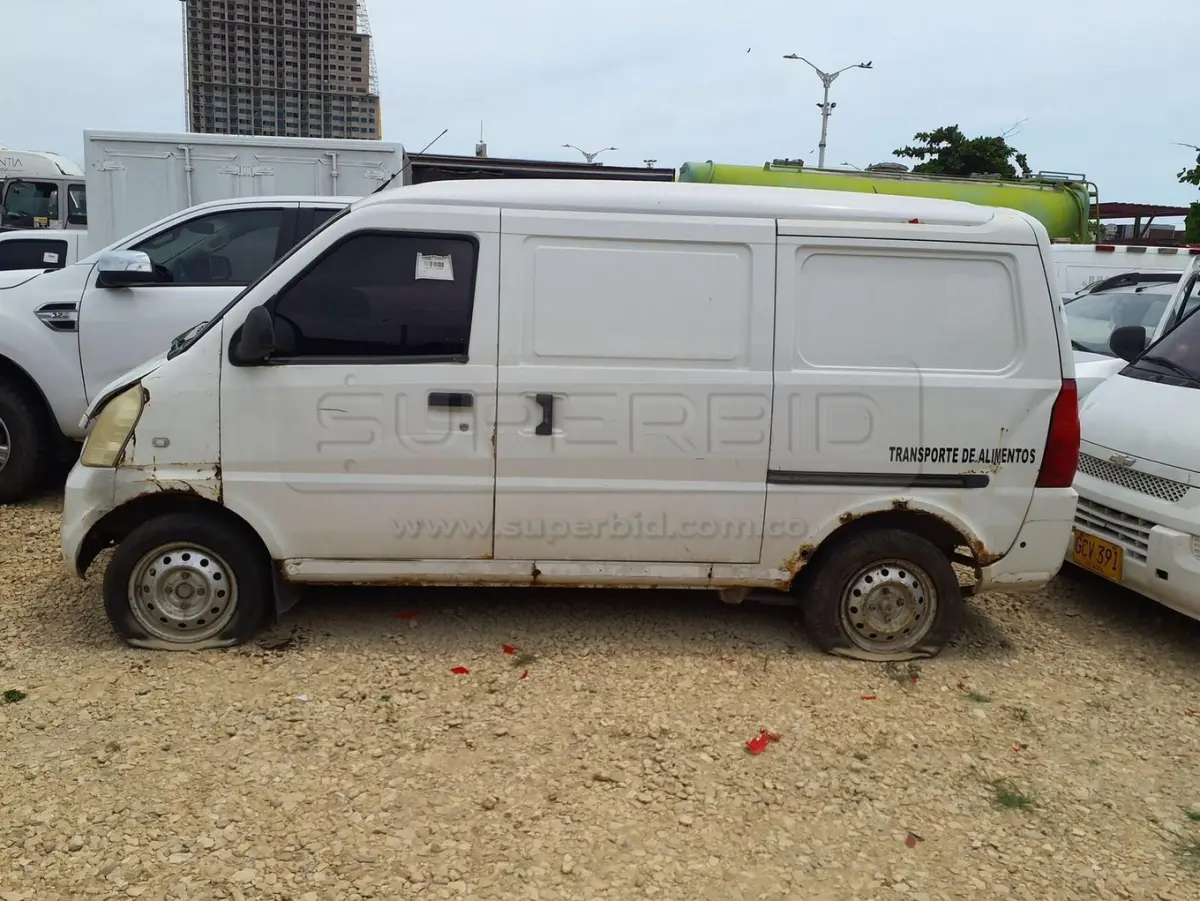 CHEVROLET N300 1.2 CARGO 1206 CC MOD. 2019, RP#10 PLACA: GCV352 Ubic.: BARRANQUILLA — imagen 5 de 8