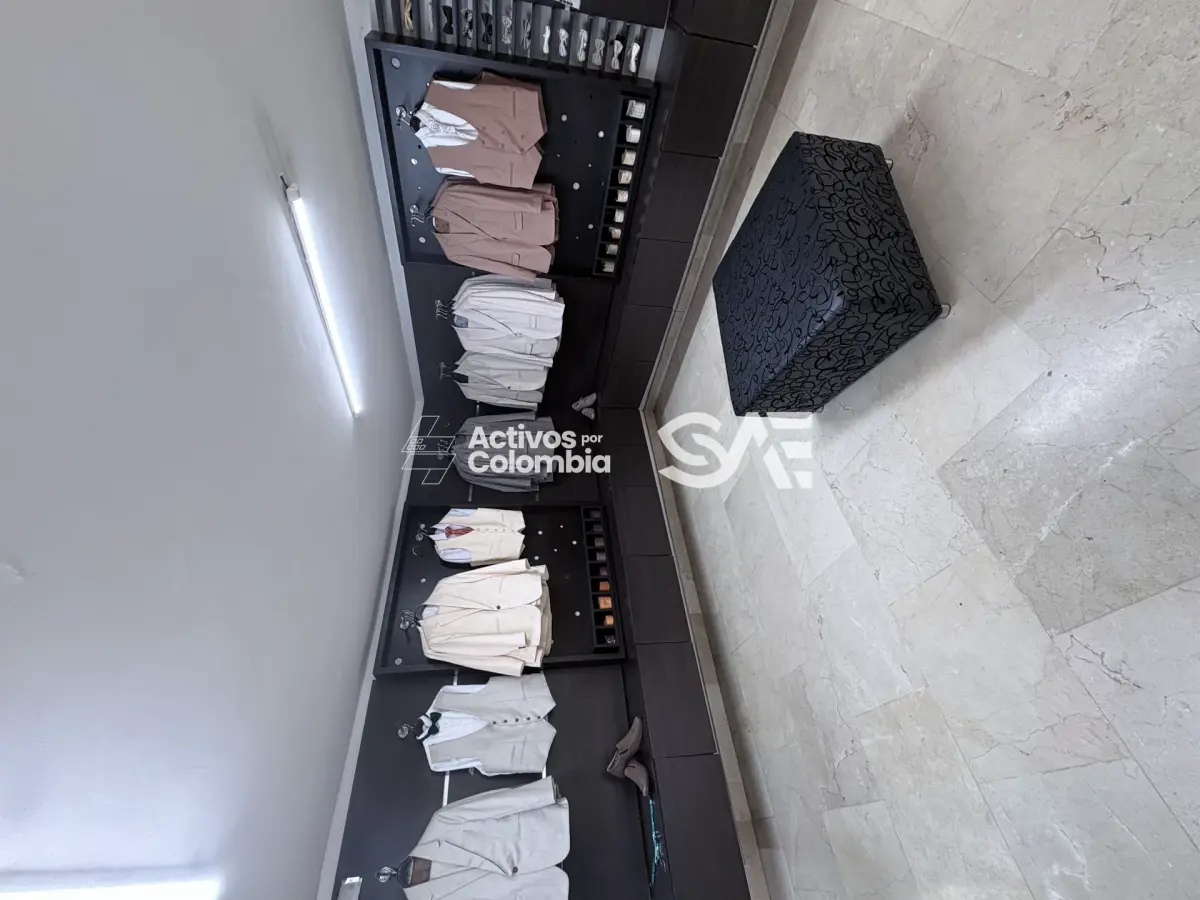 Local Comercial en venta - Medellín — imagen 8 de 10
