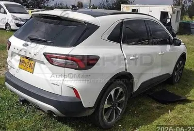 FORD ESCAPE [4] PLATINUM ECOBOOST T 4X4, 1999 CC MOD. 2023, PLACA: 0 Ubic.: MOSQUERA — imagen 2 de 6