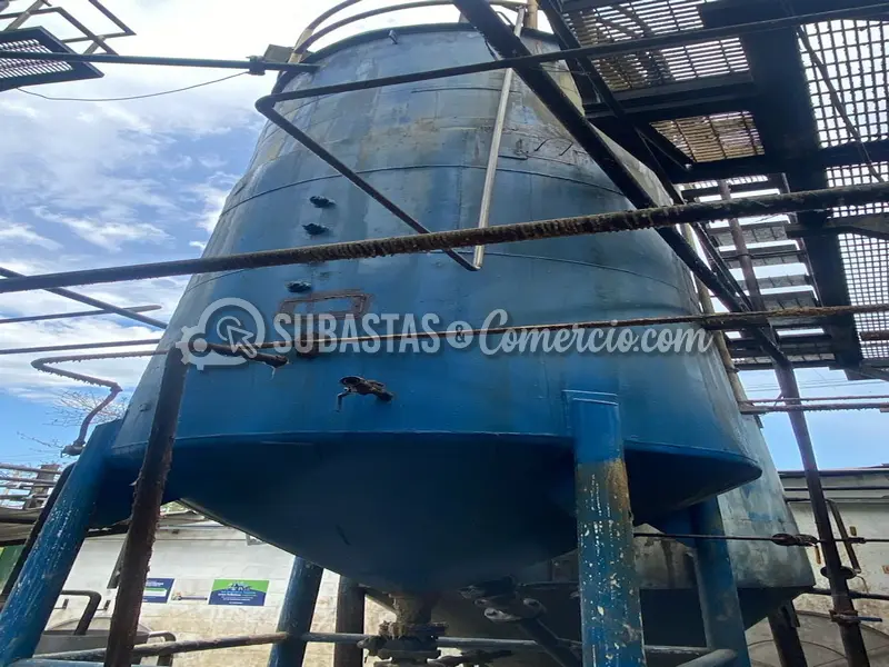 Tanque de mezcla y proceso termico con agitador en acero al carbon en