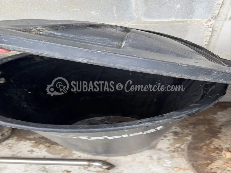 Tanque de almacenamiento en polietileno en Barranquilla — imagen 2 de 3