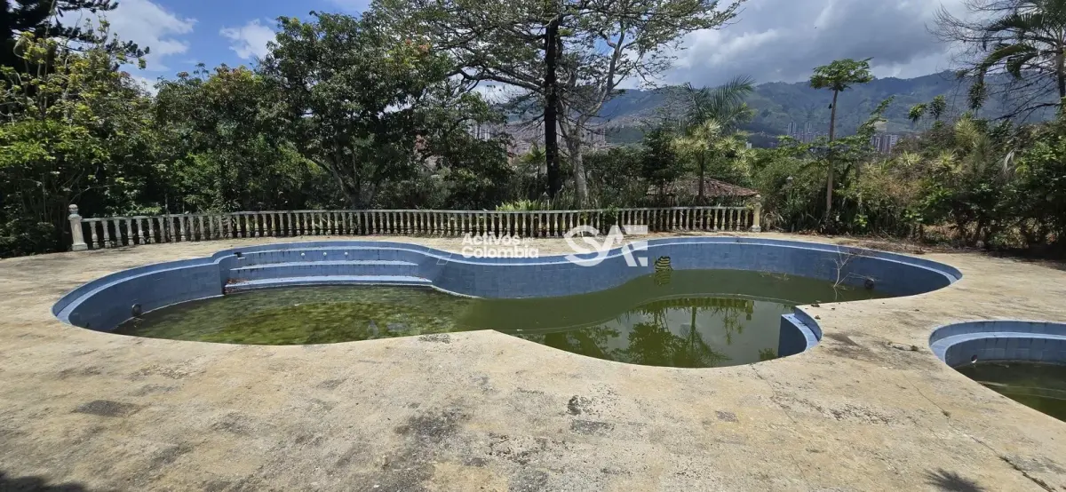 Lote con construcción en venta - Bello, Antioquía — imagen 7 de 10