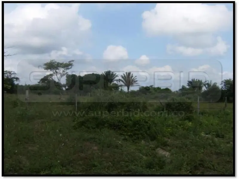 TERRENO GLOBO A CAMPAMENTO BECERRIL (URVISA) DE 29430,4 M2 UBIC.: BECERRIL - CESAR