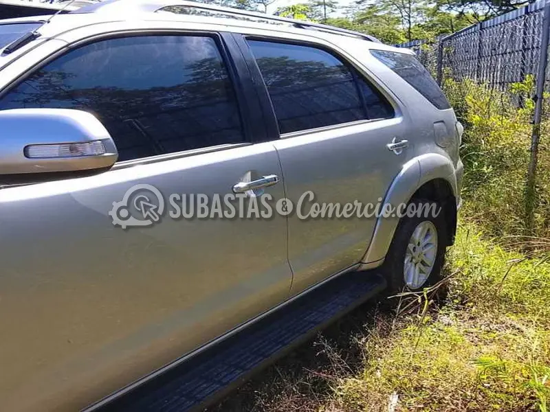 Salvamento Toyota Fortuner - 2012 - 497 - Villavicencio — imagen 3 de 8
