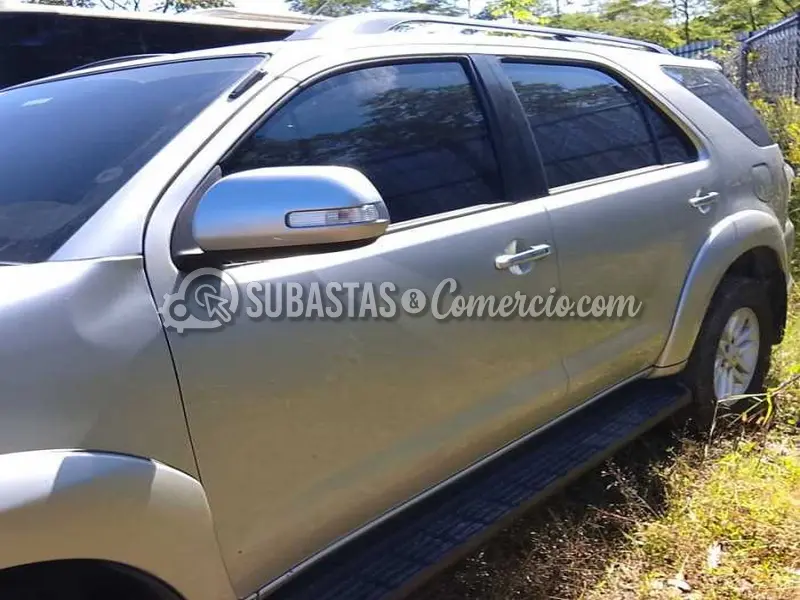 Salvamento Toyota Fortuner - 2012 - 497 - Villavicencio — imagen 4 de 8